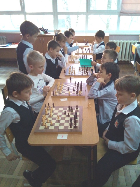 Итоги соревнований по шахматам среди учащихся 1-4 классов